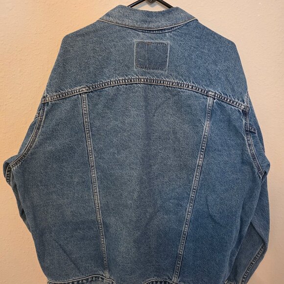 Levi's Men's Trucker Denim Jacket, size XL. - Picture 2 of 14